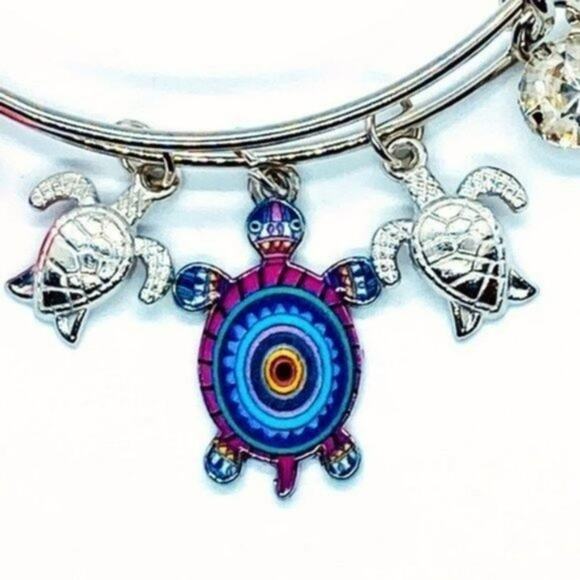 Beaded Sea Turtle Charm Colorful Bangle Bracelet - Picture 3 of 7